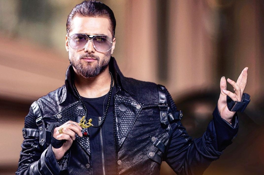 بیوگرافی ماکان بند